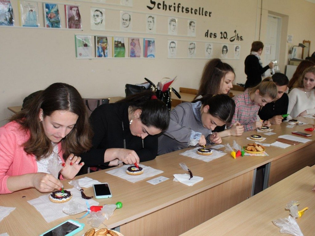 На факультеті іноземних мов відбувся урочистий захід, присвячений святкуванню Пасхи в Україні та Німеччині