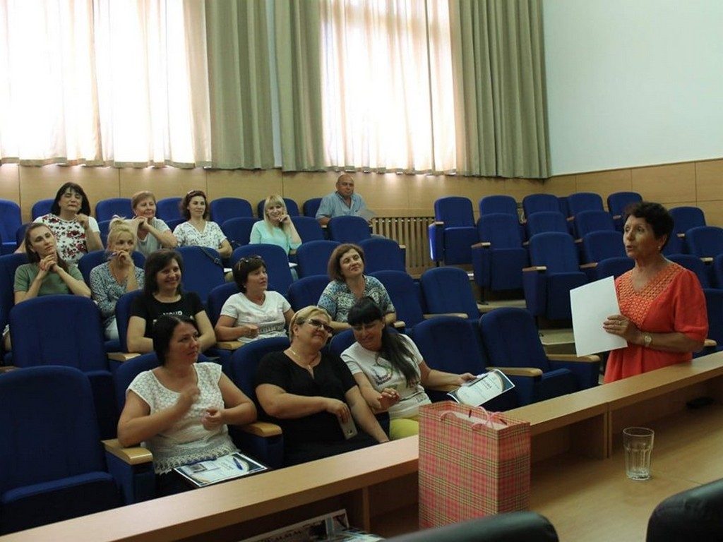 Представники професорсько-викладацького складу ІДГУ пройшли в університеті «Dunărea de Jos» підвищення кваліфікації