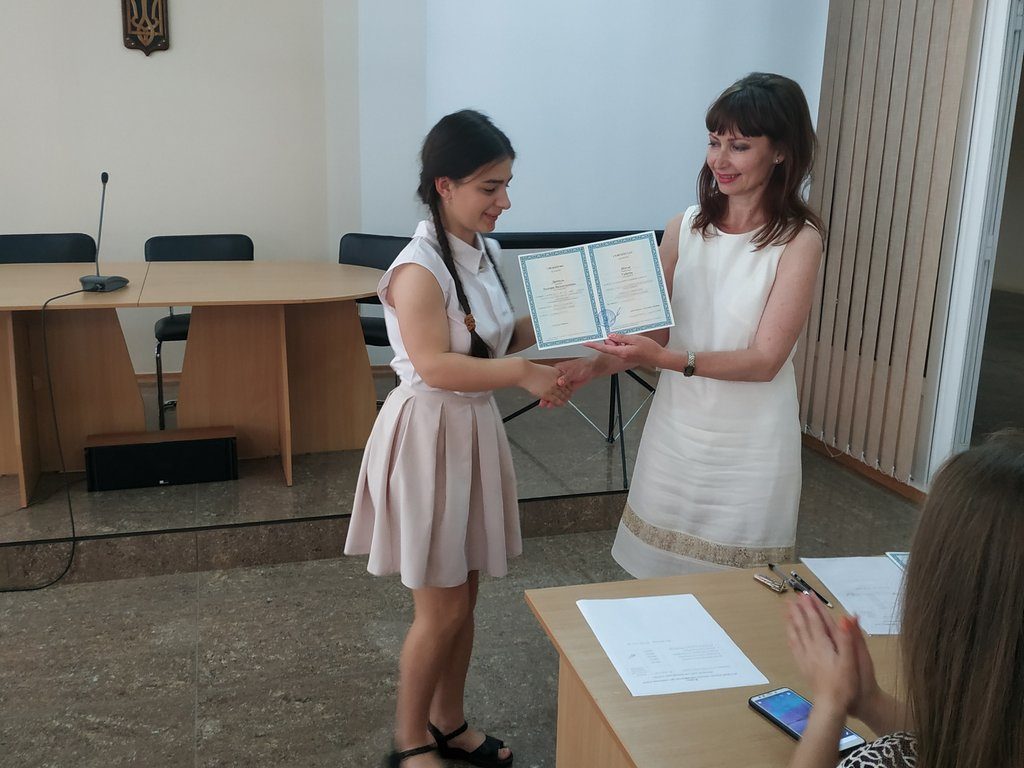 21 червня 2019 року в Центрі неперервної освіти ІДГУ відбулося вручення сертифікатів про успішне закінчення курсів понад обсяги, встановлені навчальними планами