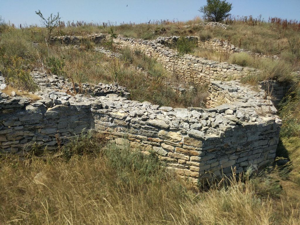 Делегація від ІДГУ взяла участь у дослідженні археологічного комплексу Ібіда (Румунія)