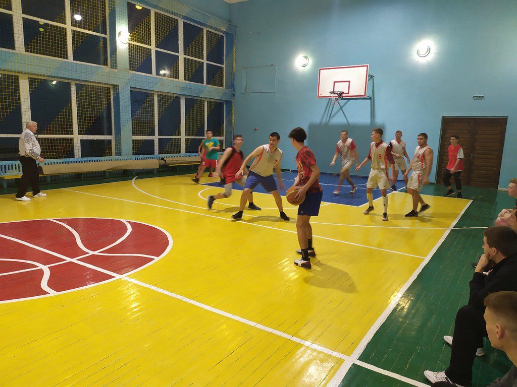 4-го грудня в спортивному залі ІДГУ відбулась товариська зустріч з баскетболу між юнацькими командами університету та ЗЗСО № 4 м. Ізмаїл